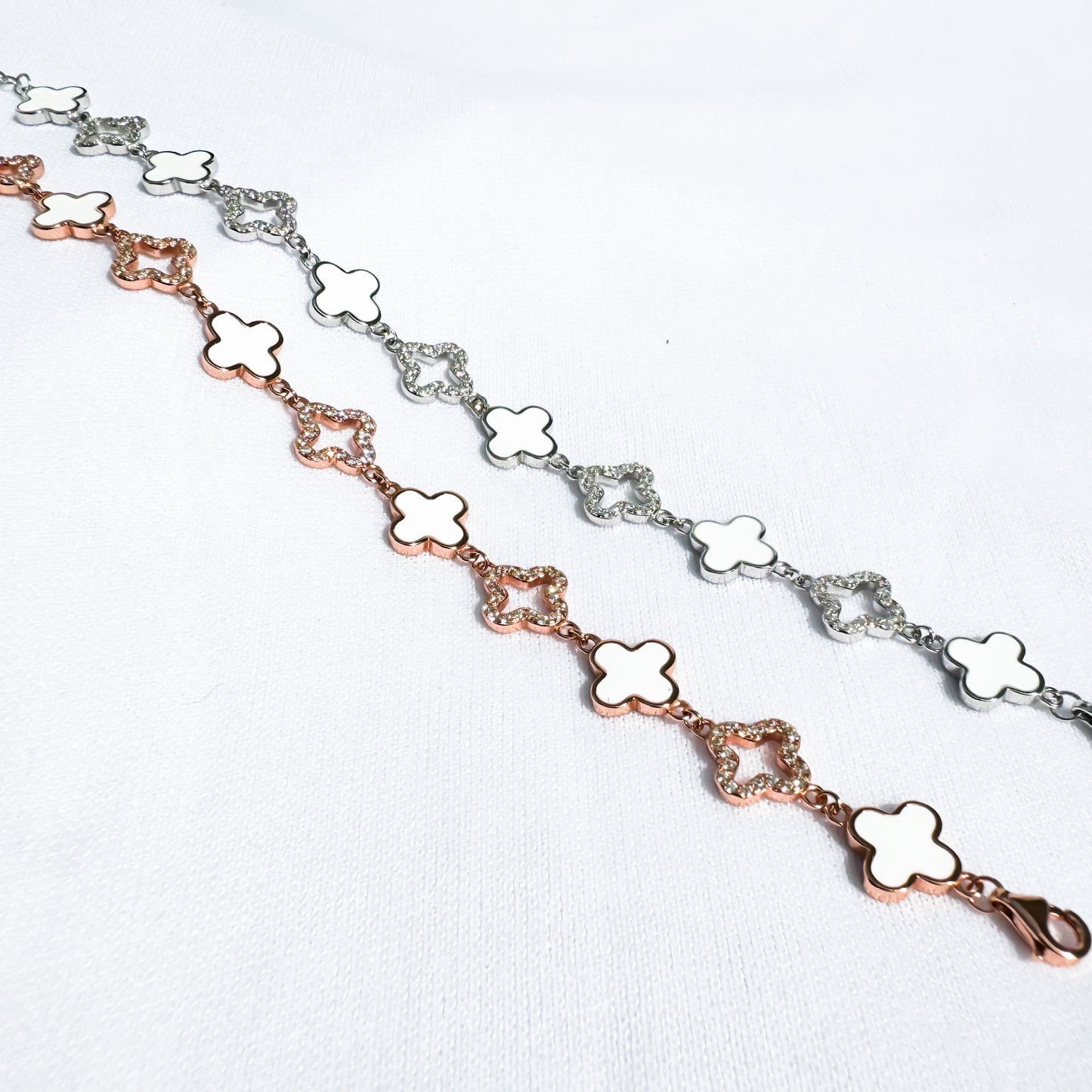 Shining Clover Leaf Bracelet