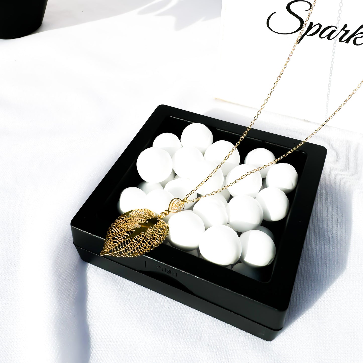 Leaf Gold-plated Necklace