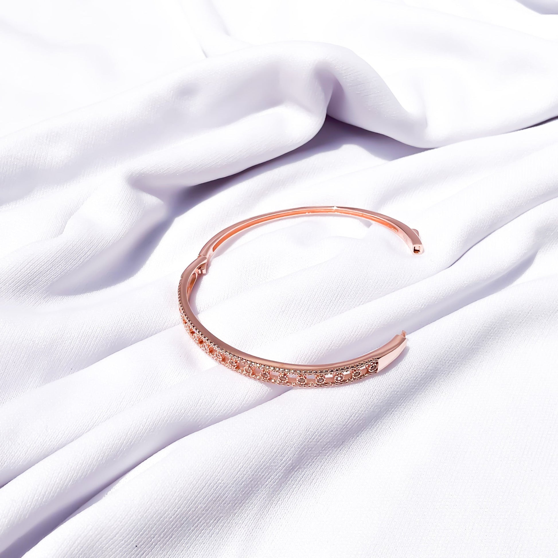 Rose Gold Radient Diamond Bracelet - Sparklet